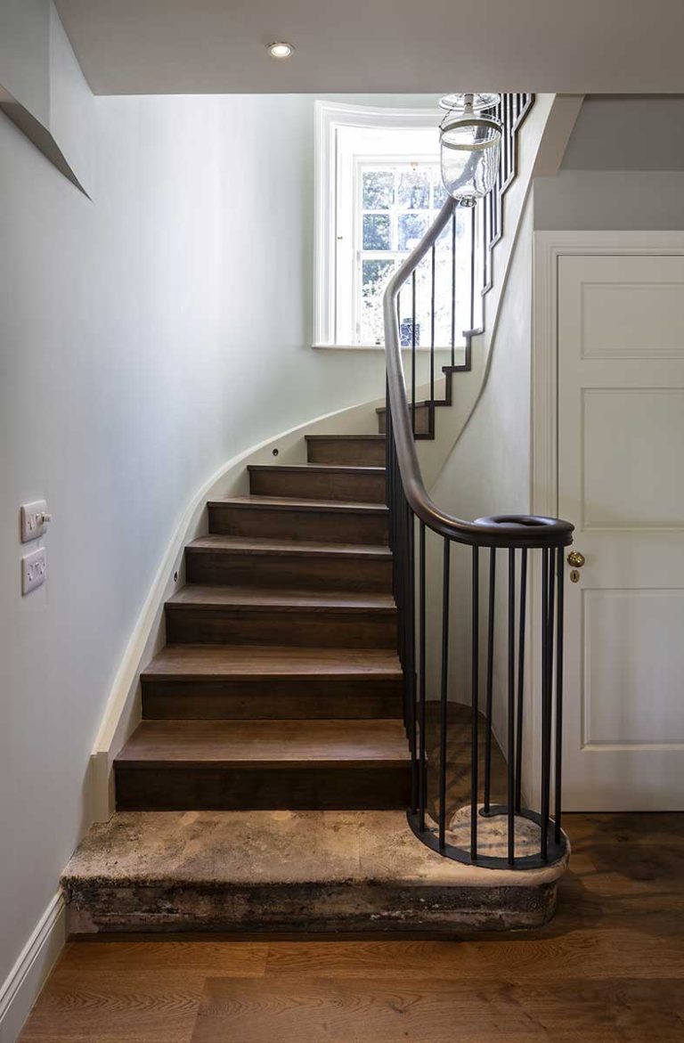taynish_house1
